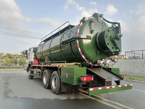 20000L JETTING AND CLEANING SEWAGE SUCTION TRUCK-1