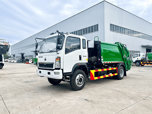 4X2 GARBAGE TRUCK BY HYDRAULIC COMPACTOR-1