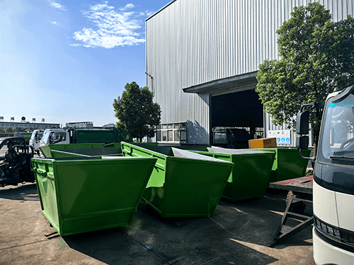 HOWO 4X2 SWING ARM GARBAGE TRUCK-1