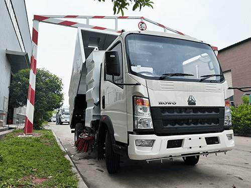 ROAD SWEEPER TRUCK FOR ROAD CLEANING-8