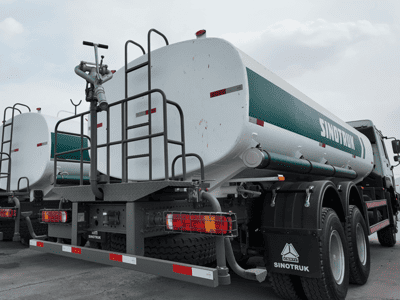 SINOTRUK HOWO 6x4 Water Sprinkler Truck-17