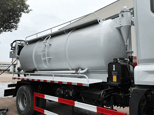 SINOTRUK HOWO JETTING AND VACUUM TANK TRUCK-3