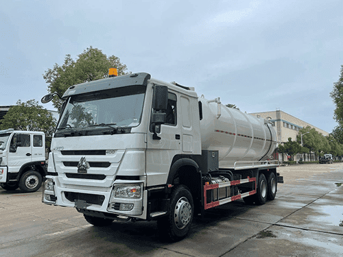 SINOTRUK HOWO SEWAGE SUCTION TRUCK-10