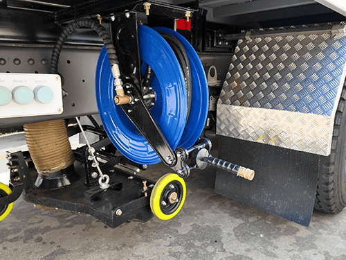 SINOTRUK HOWO SWEEPER TRUCK-25