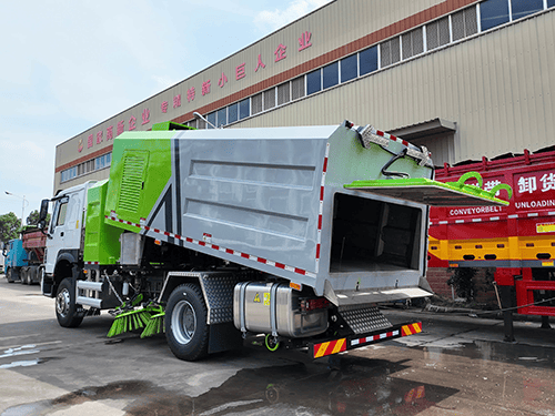 SINOTRUK HOWO SWEEPER TRUCK-27